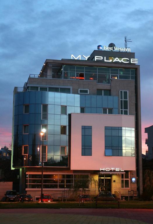 My Place Hotel Nis Exterior photo